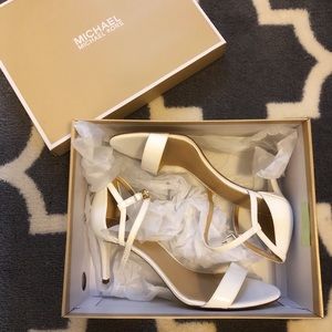 Michael Kors Holiday Pumps New In Box Sz 9.5